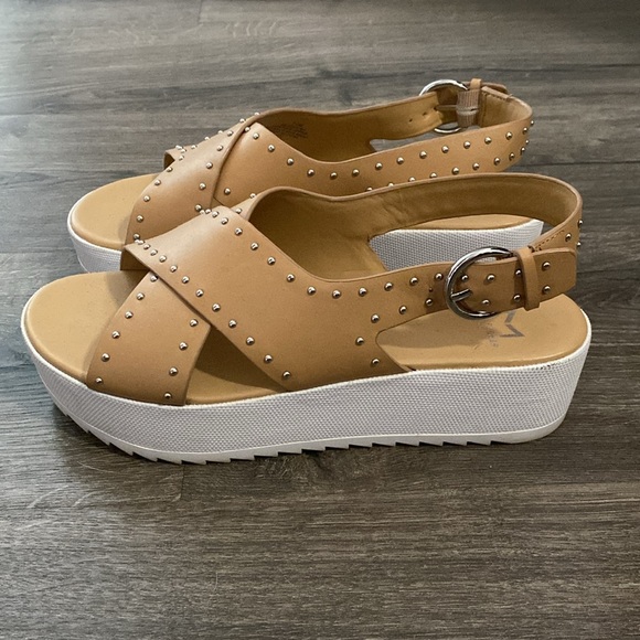 Marc Fisher Deliah Platform Wedge Sandals in Tan - Picture 5 of 6